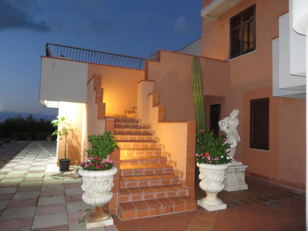 Il Giardino Monticciolo Otel Castellammare del Golfo Dış mekan fotoğraf